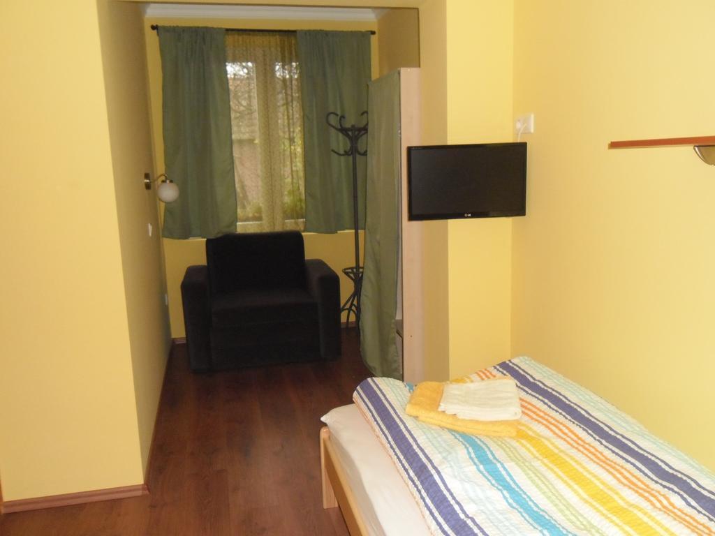 Attila Vendégház Tápiószentmárton Habitación foto